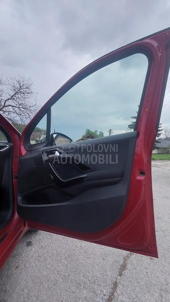 Peugeot 208 1.2