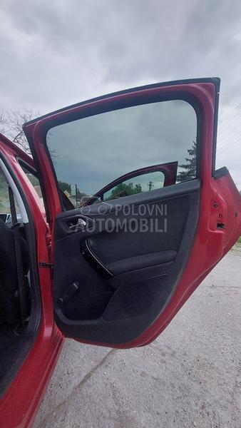 Peugeot 208 1.2