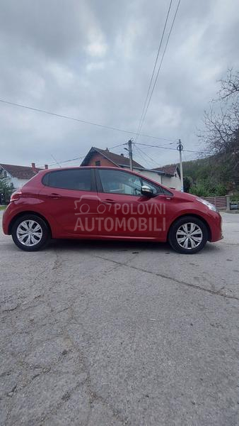 Peugeot 208 1.2