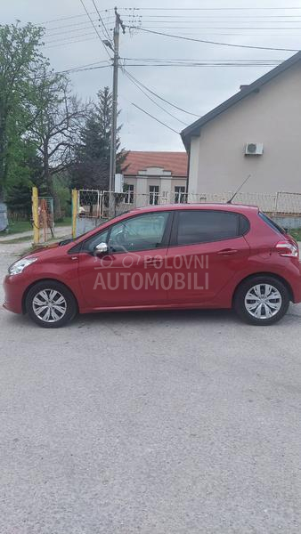 Peugeot 208 1.2