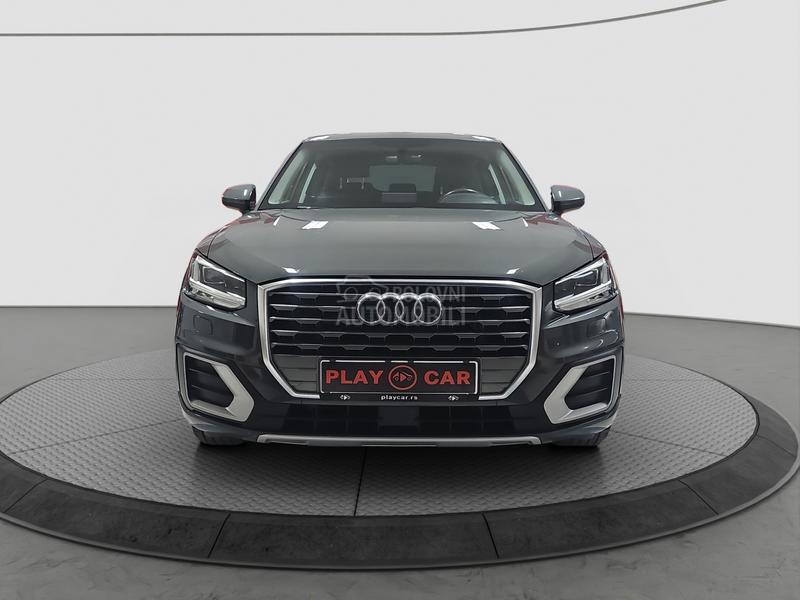Audi Q2 AUTO/FU.LL