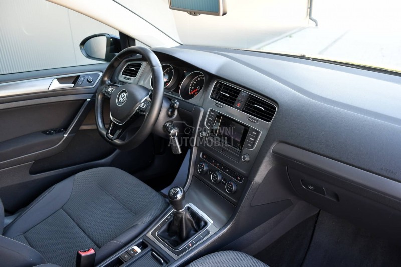 Volkswagen Golf 7 / 1.2TSI / N0V / CH