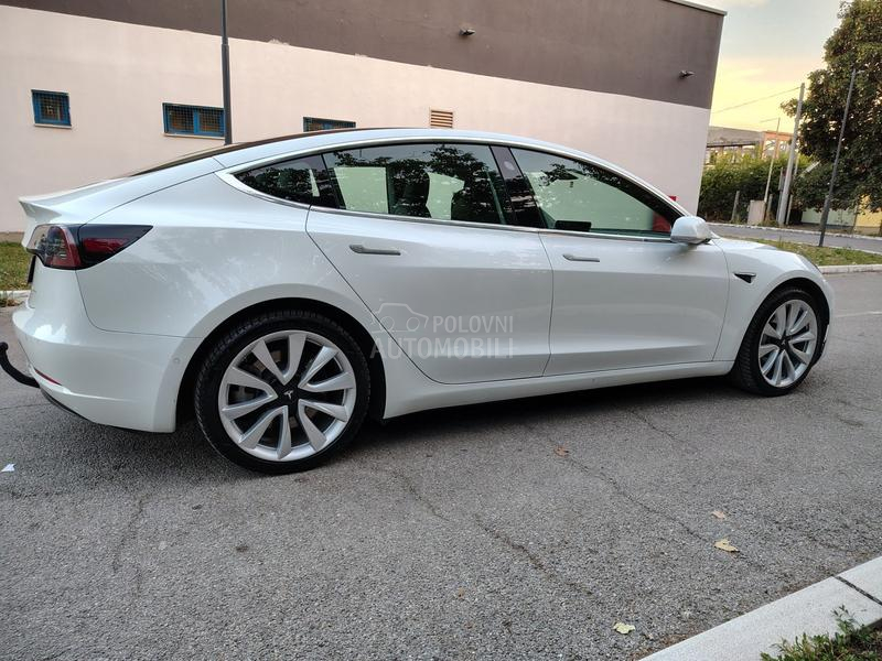 Tesla Model 3 Dual motor