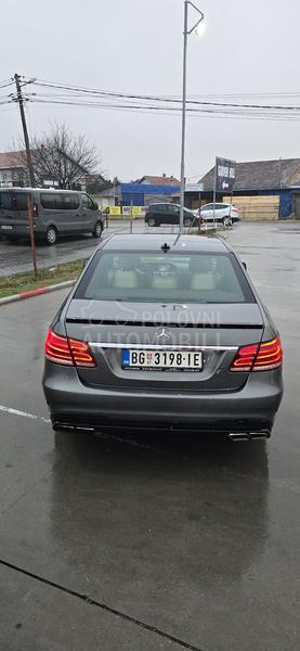 Mercedes Benz E 220 
