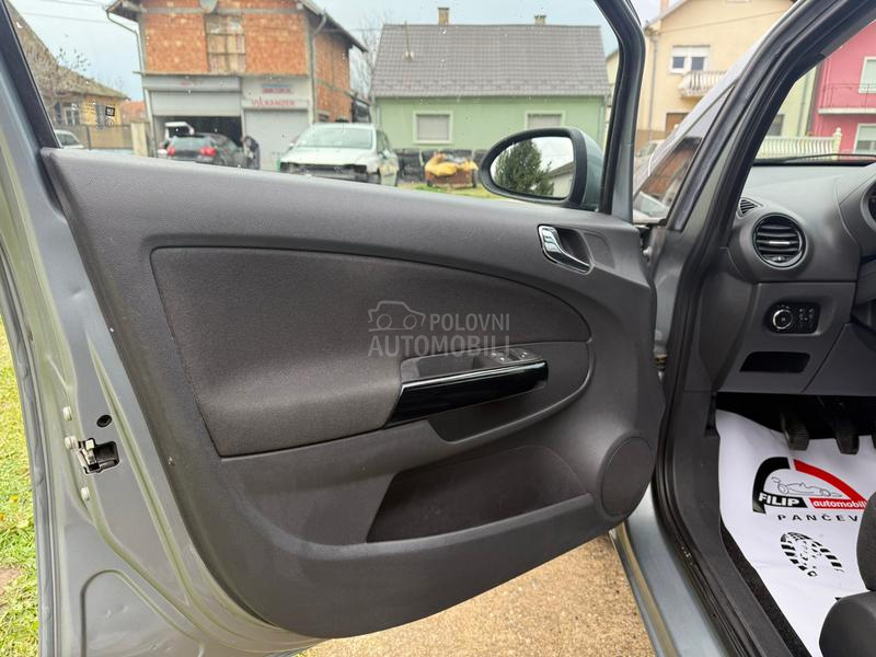 Opel Corsa D 1.2 RESTAJL