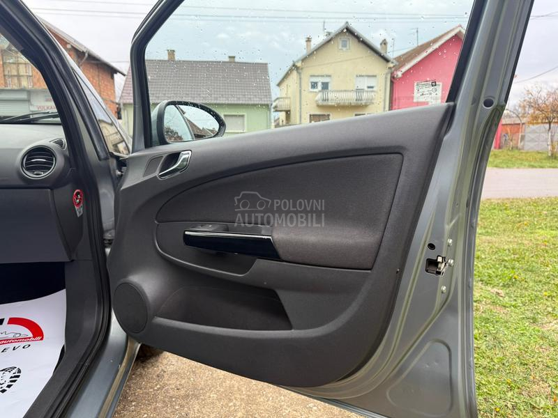Opel Corsa D 1.2 RESTAJL