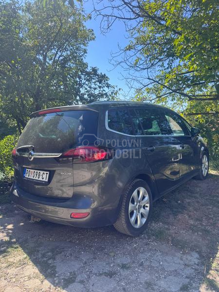 Opel Zafira Tourer