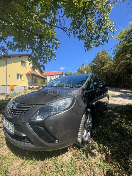 Opel Zafira Tourer
