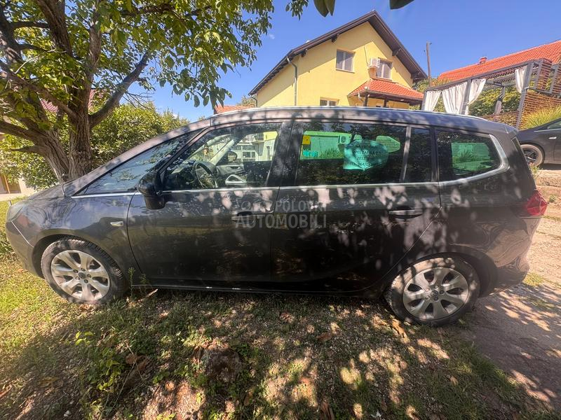 Opel Zafira Tourer