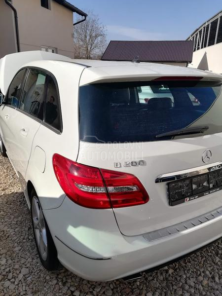 Mercedes Benz B 200 1.8
