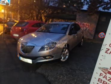 Lancia Delta platino