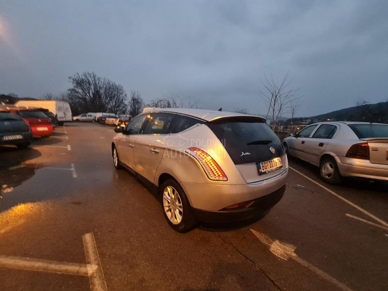 Lancia Delta platino