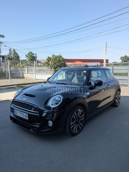 MINI Cooper S AT7