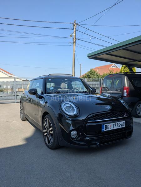 MINI Cooper S AT7