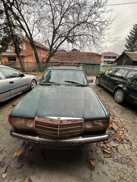 Mercedes Benz W123 300td