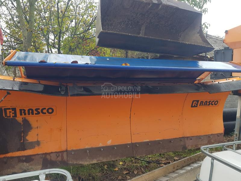 Mercedes Benz Roto posipač Riko i Rasco