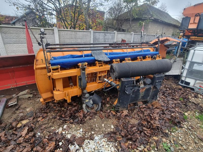 Mercedes Benz Roto posipač Riko i Rasco