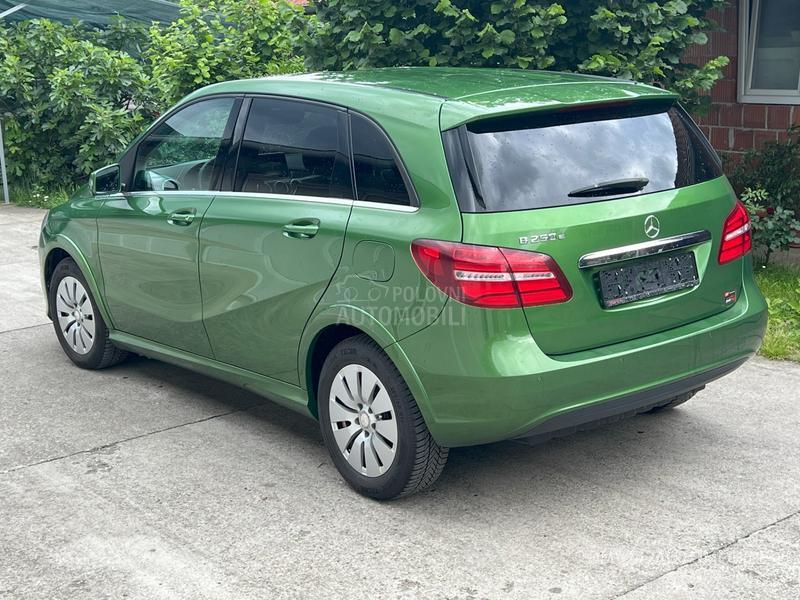 Mercedes Benz B 250 E LEKRTO