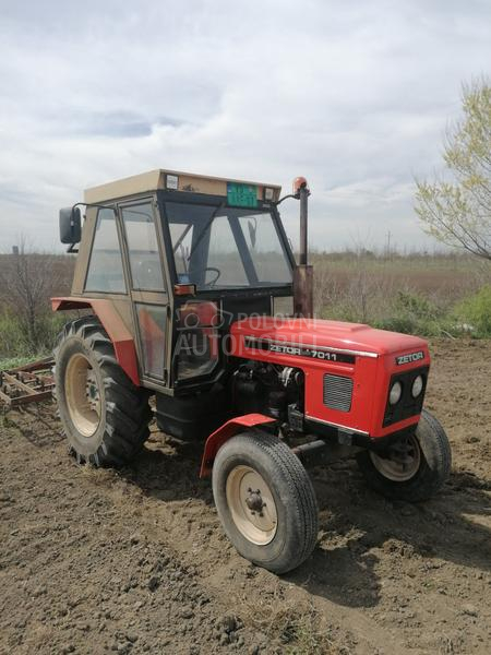 Zetor 7011