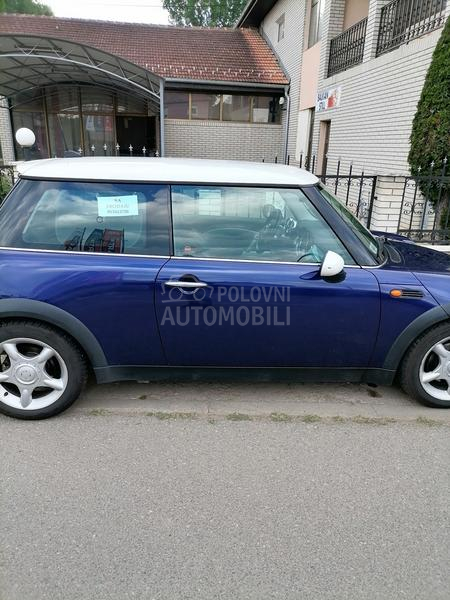 MINI Cooper 1.6