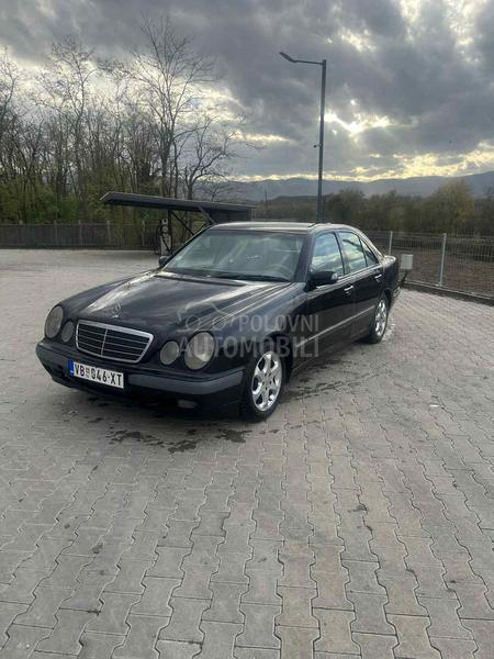 Mercedes Benz E 270 w210