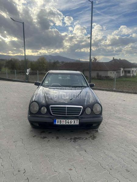 Mercedes Benz E 270 w210