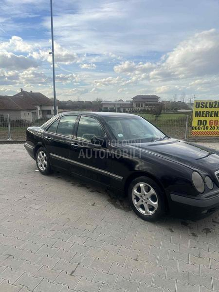 Mercedes Benz E 270 w210
