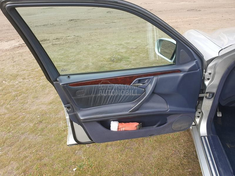 Mercedes Benz E 270 CDI