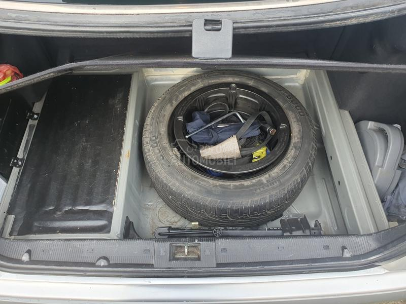 Mercedes Benz E 270 CDI