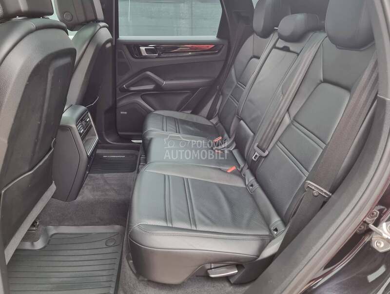 Porsche Cayenne 2.9 V6 S 441