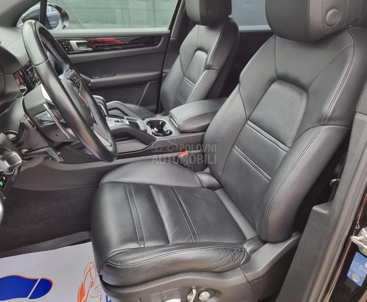 Porsche Cayenne 2.9 V6 S 441