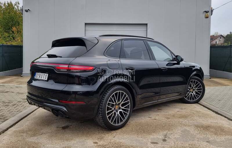 Porsche Cayenne 2.9 V6 S 441