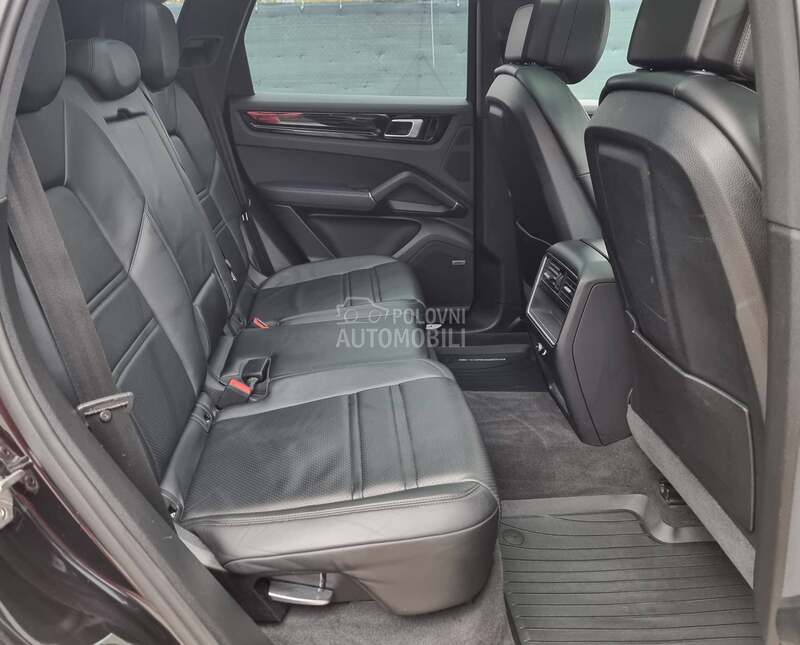 Porsche Cayenne 2.9 V6 S 441
