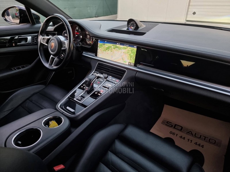 Porsche Panamera 4S