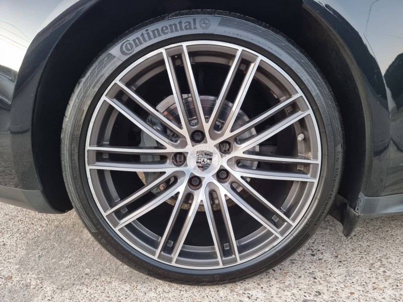 Porsche Panamera 4S