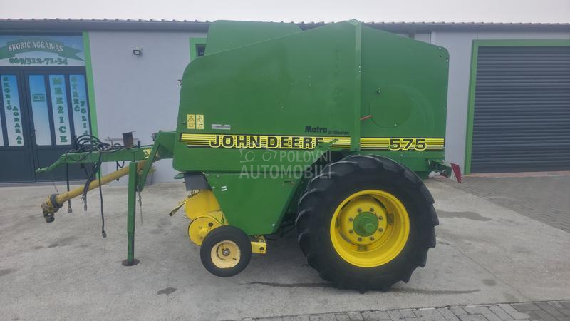 John Deere 575