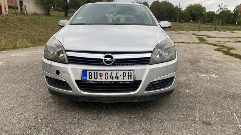 Opel Astra H 
