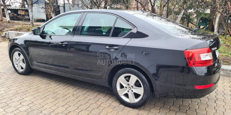 Škoda Octavia 1.6TDI  GREENLINE
