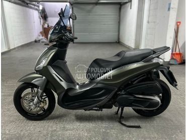 Piaggio Beverly 350 ST asr OPIS