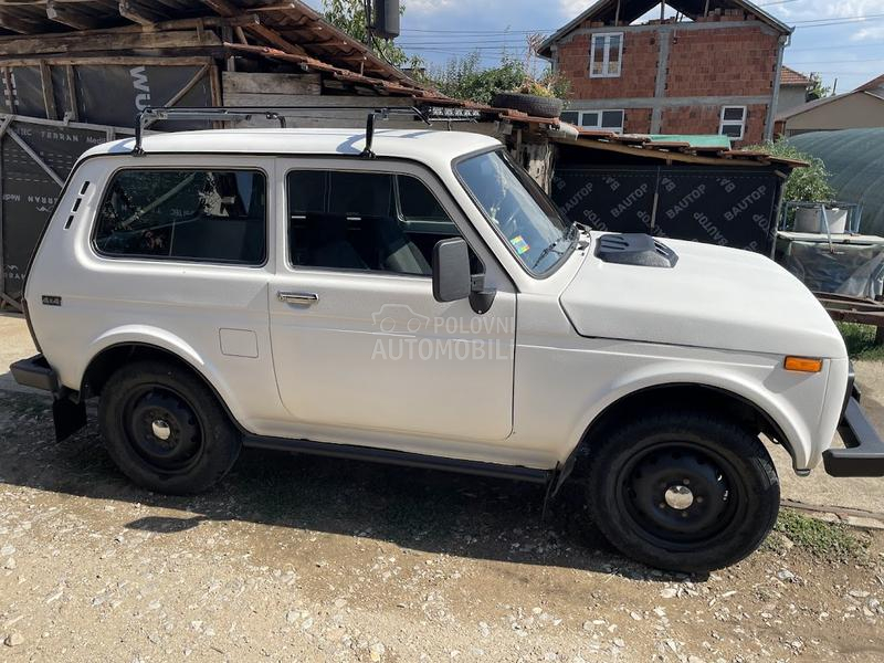 Lada Niva 1.7 i