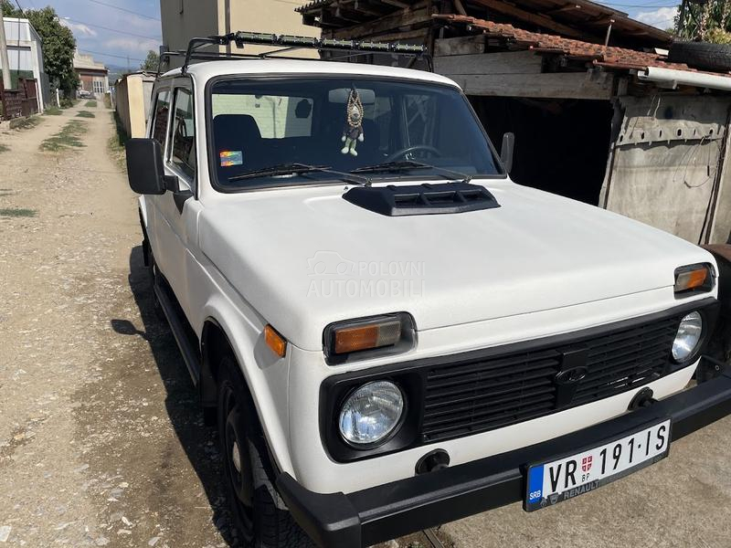 Lada Niva 1.7 i