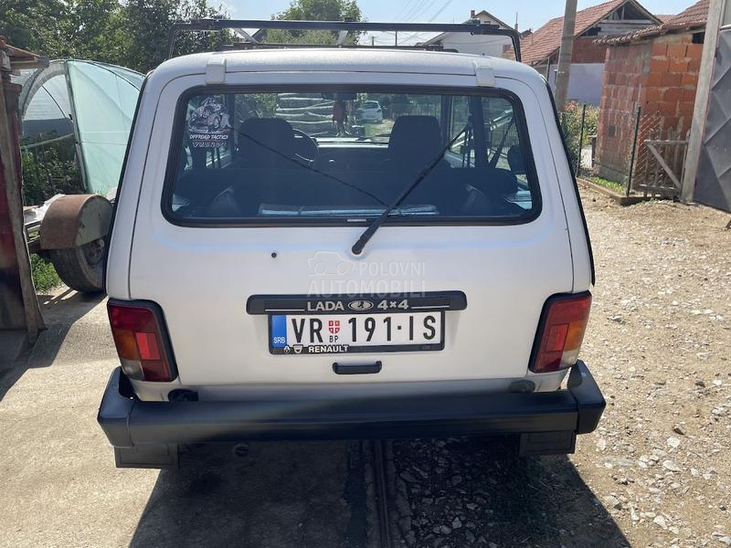 Lada Niva 1.7 i