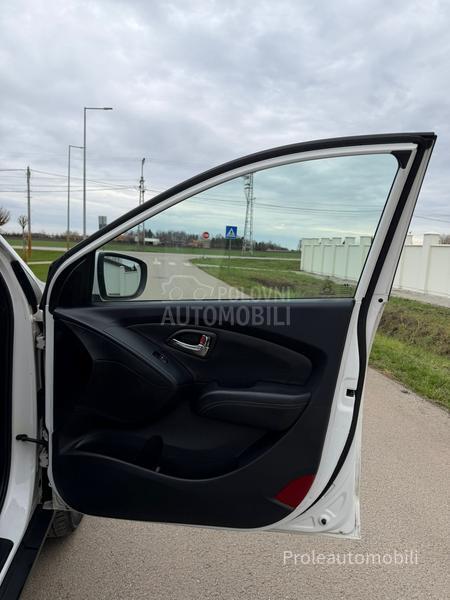 Hyundai ix35 1.7 S A V R Š E N