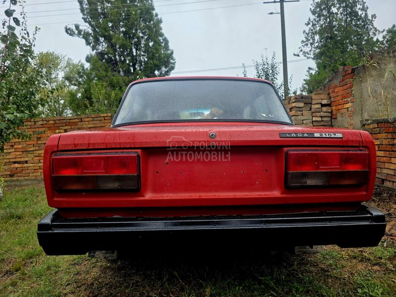 Lada 2107 1300