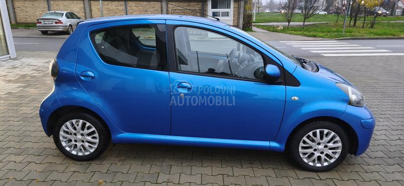 Toyota Aygo 1.0 Confort NAV