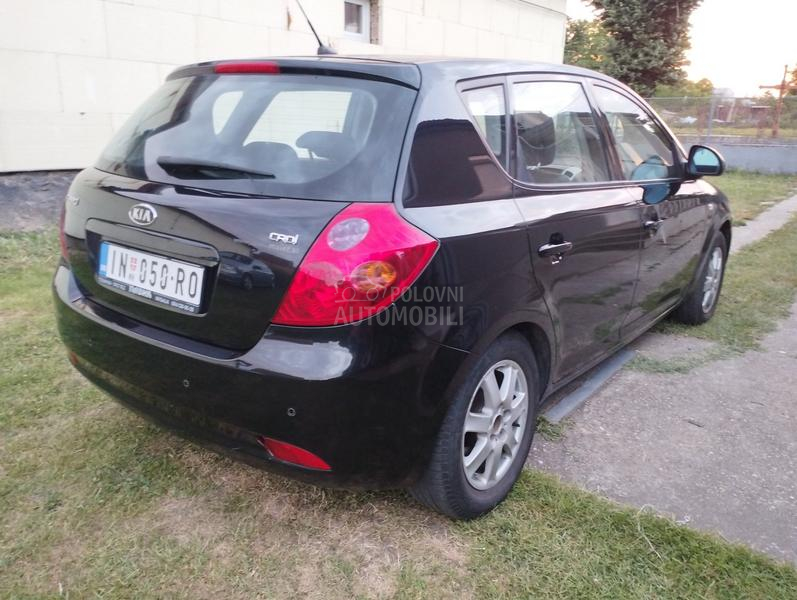 Kia cee`d 