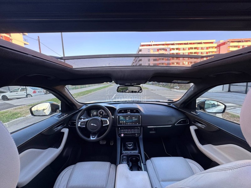 Jaguar F pace 3.0 S-SPORT