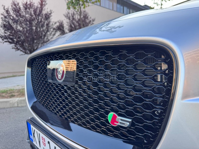 Jaguar F pace 3.0 S-SPORT