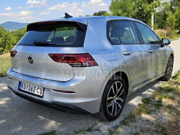 Volkswagen Golf 8 2.0 DSG