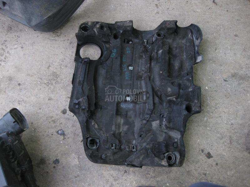 Ukrasni poklopac motora 2.0 td